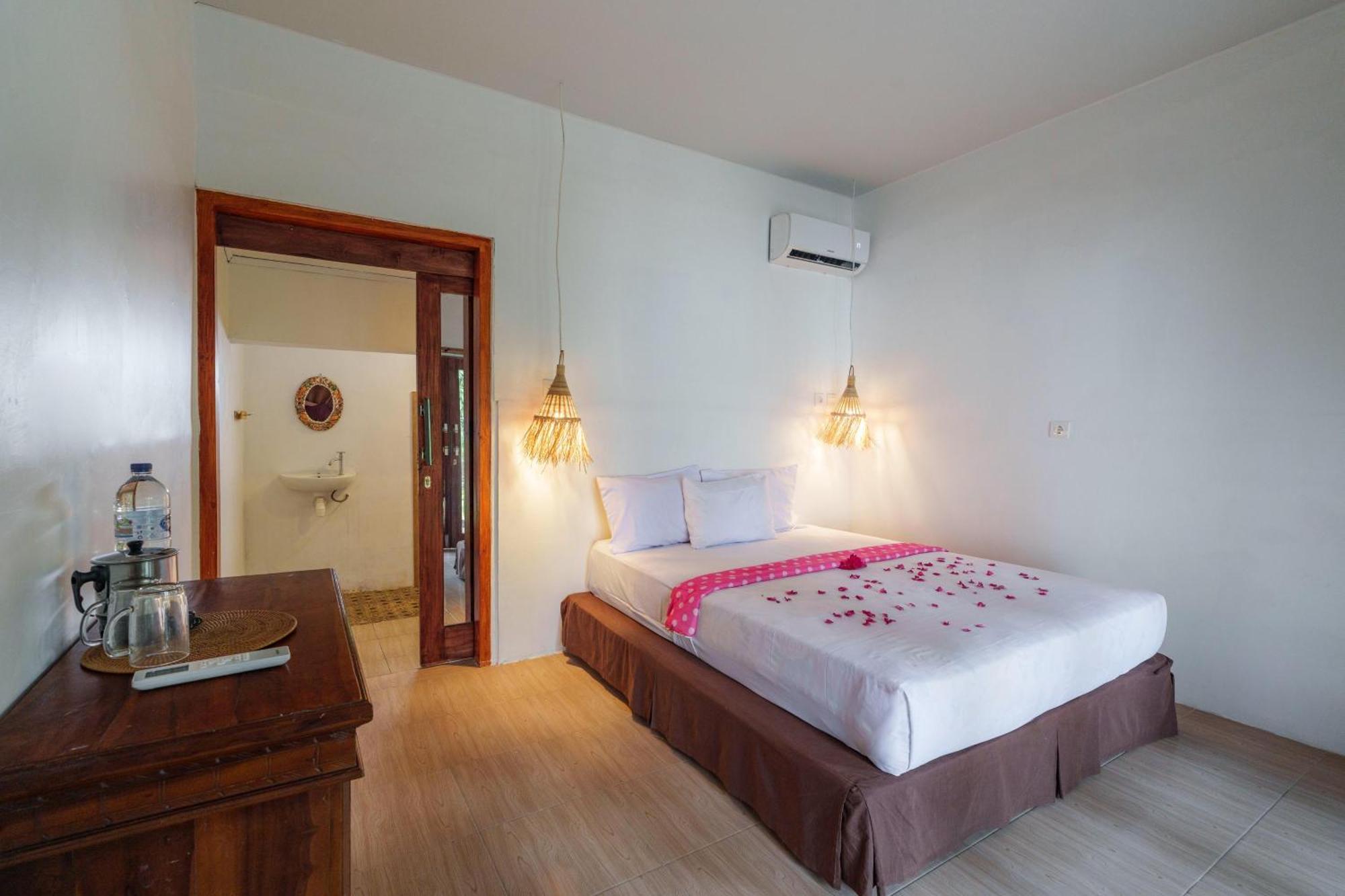Anjani Larva Cottage - Homestay And Eatery Сенару Екстер'єр фото